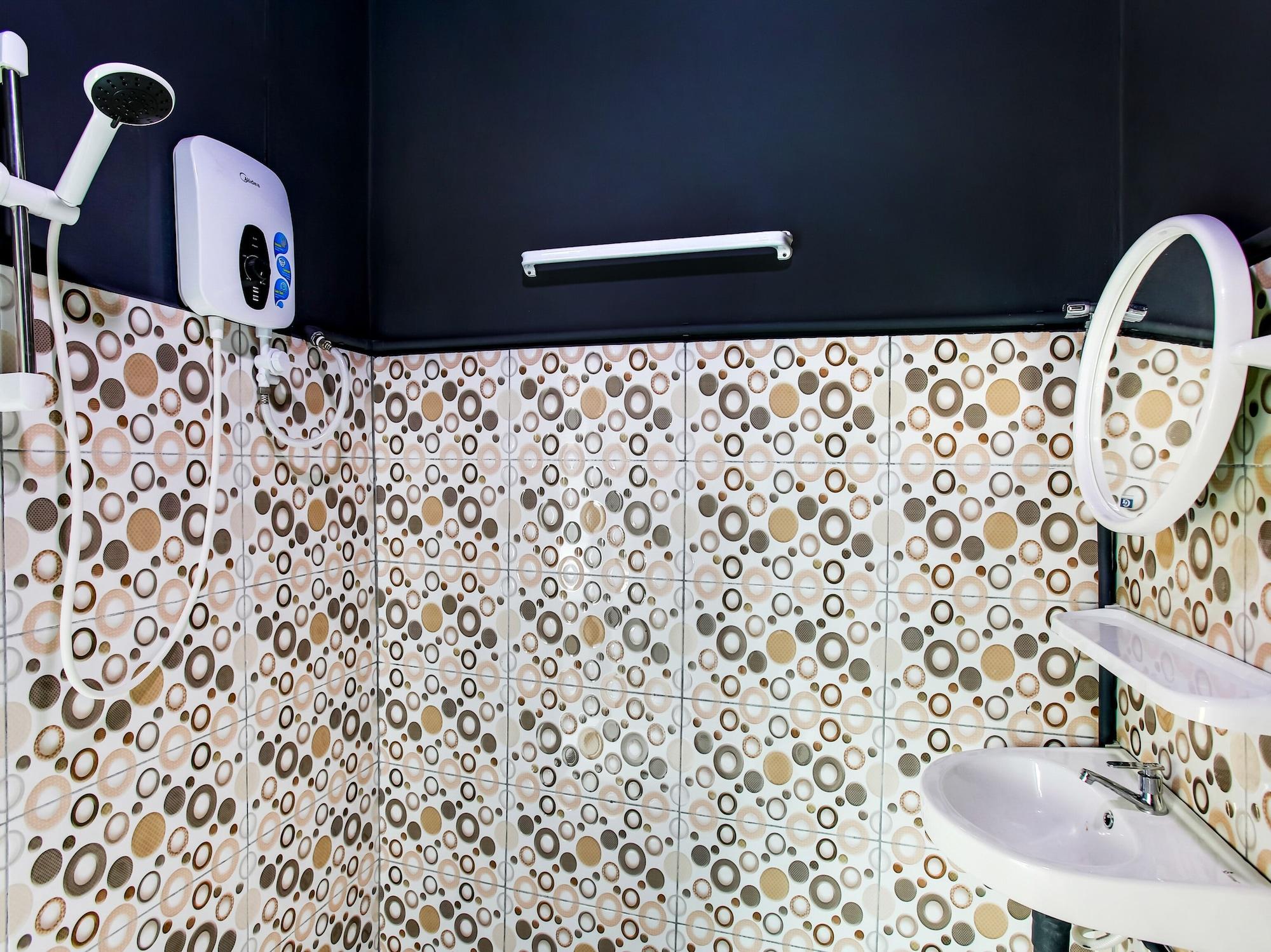 Ihome Boutique Hotel Сери-Кембанган Экстерьер фото